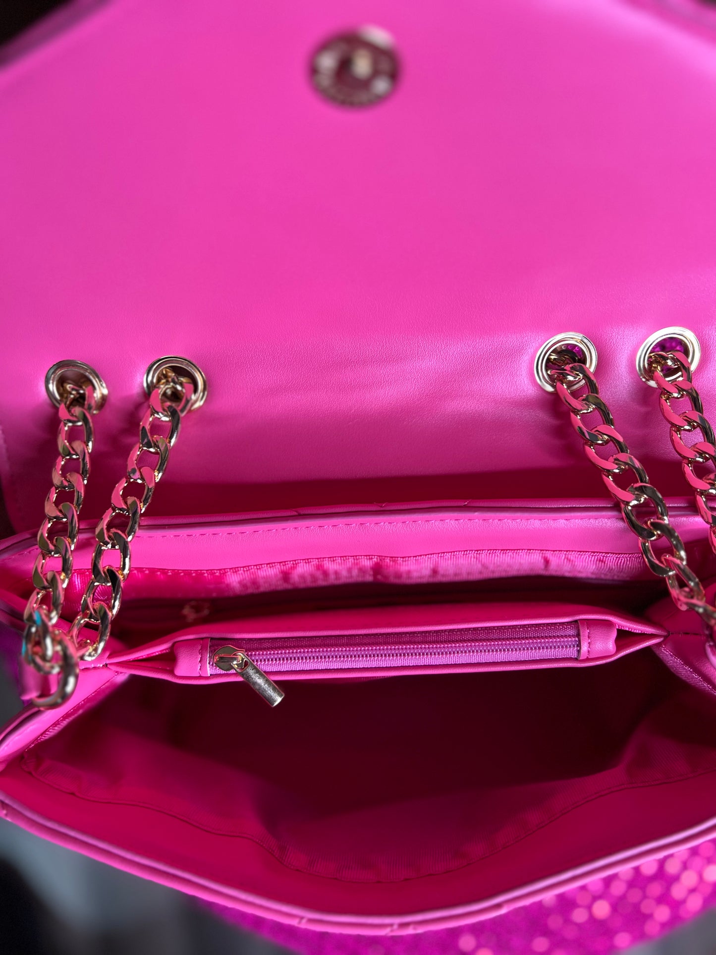 CF LUX SIGNATURE HANDBAG (pink) sm