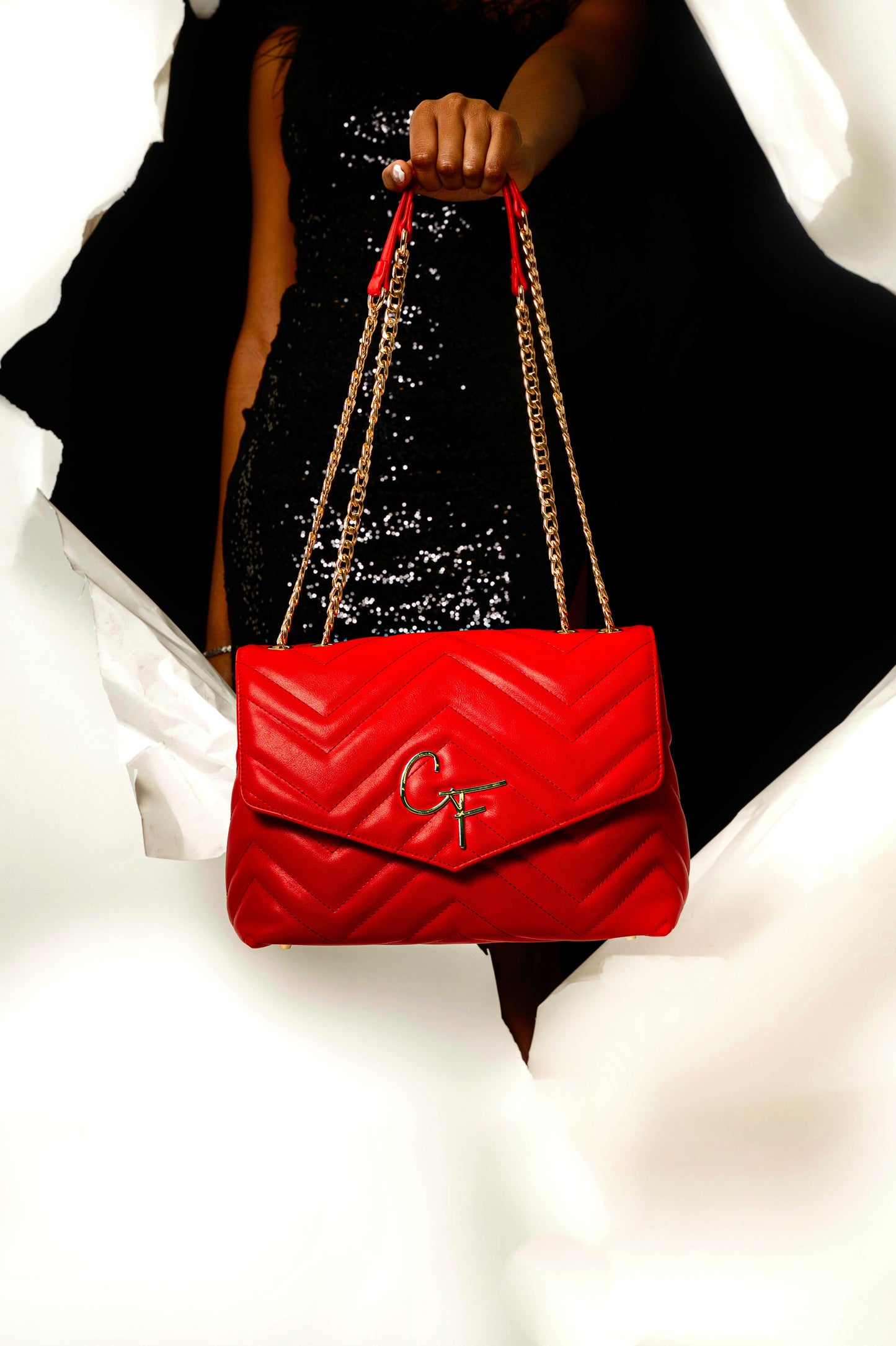 C F LUX SIGNATURE HANDBAG RED (lrg)